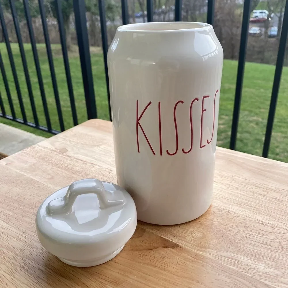 Rae Dunn Kisses Canister